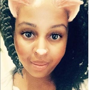 Meet your Posher, Krystalle